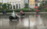 Thời tiết 9/7: Hà Nội mưa dông, Tây Bắc mưa rất to, Nam Bộ mưa rào