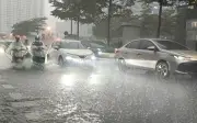 Thời tiết ngày 22/7: Bắc Bộ mưa rất to, gió giật mạnh, đề phòng dông lốc