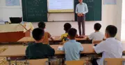 Thầy giáo tình nguyện ra đảo Bạch Long Vĩ, dùng AI dạy học trò và viết báo giúp người