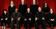 Tối cao pháp viện Mỹ vạch lằn ranh với quyền lực Tổng thống Trump
