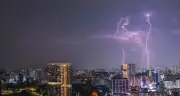 Tại sao Singapore có tỷ lệ sét đánh cao nhất thế giới?