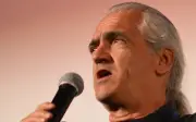 Tim Cridland và bí ẩn khả năng chịu đau phi thường