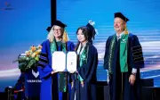 Tân bác sĩ VinUni: Thấu cảm, lâm sàng giỏi và ứng dụng AI