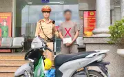 Tên trộm xe máy bị bắt sau va chạm giao thông ở Hà Nội