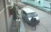 Tông xe rồi bỏ chạy ở Gujarat, 2 phụ nữ bị thương nặng