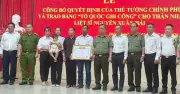 Trao bằng Tổ quốc ghi công cho thiếu tá hy sinh khi chống khai thác cát trái phép
