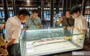 Triển lãm 'Di sản vàng son' quy tụ hơn 100 cổ vật triều Nguyễn tại Huế