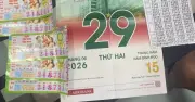 Trúng độc đắc 14 tỉ đồng, người đàn ông lãnh thưởng 2 lần vì sợ tráo vé