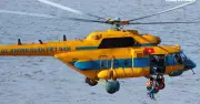 Trung đoàn 917 huấn luyện bay treo cấp cứu trên biển Rạch Giá
