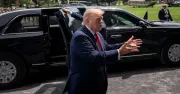 Truth Social tính thu phí xem trước bài đăng của ông Trump