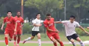 Tuyển Việt Nam điều HLV Kim Sang Sik: 'Cho đội không chỉ là chiến thắng'