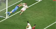 Tây Ban Nha hạ Bồ Đào Nha phút bù giờ, vào tứ kết World Cup 2026