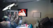 Ung thư đại trực tràng trẻ hóa nhanh: Cảnh báo từ bác sĩ ung bướu