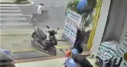 Vụ nổ thùng phuy trên vỉa hè: Một người đàn ông bị thương nặng