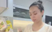 Vợ NSND Công Lý áp lực, khóc sưng mắt vì bình luận tiêu cực trên mạng xã hội