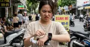 Vì sao smartwatch vẫn chưa dùng cổng USB-C? Lý do bất ngờ