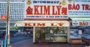 Vụ tiệm vàng Kim Lý: Thủ đoạn dùng mật mã tờ USD và giấu kim cương trong giày dép