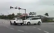 Va chạm giao thông và những câu chuyện trên đường phố Việt Nam