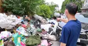 Vỉa hè thành vườn rau, lòng đường rác ngập ở The Golden An Khánh