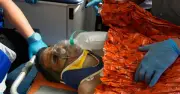 Venezuela: Giải cứu người đàn ông sau 8 ngày kẹt dưới đống đổ nát