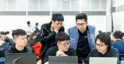 VinUni đào tạo 20.000 nhân tài AI thực chiến: 100% học viên có việc làm