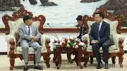 Việt Nam hỗ trợ Tạp chí AlounMai Lào xây dựng phiên bản điện tử