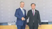 Việt Nam và Pháp thúc đẩy hợp tác quốc phòng, an ninh và đối ngoại