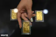 Vàng miếng SJC tăng 2 triệu đồng/lượng, thế giới phục hồi