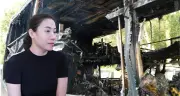 Xe khách lao vào hộ lan bốc cháy trên Quốc lộ 1, 7 người chết