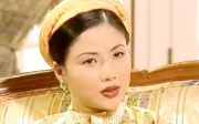 Yến Chi: 'Nam Phương Hoàng hậu đẹp nhất màn ảnh Việt' và hành trình thành PGS.TS