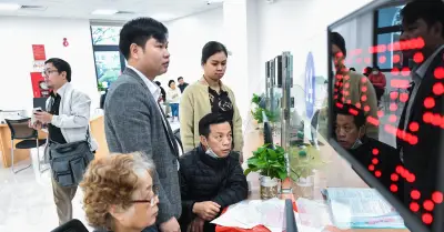 Bộ Nội vụ nói rõ cách tính tỷ lệ 50% ngạch chuyên viên chính