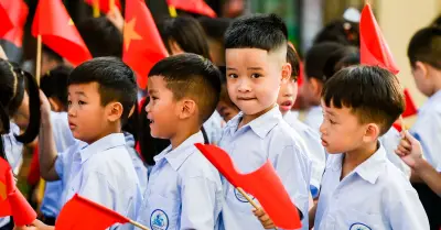 Bỏ quy định sinh hai con để cứu tương lai đất nước