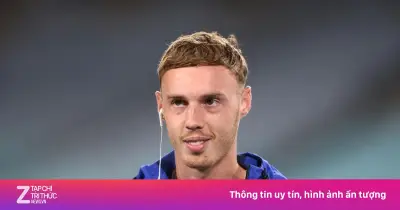 Cole Palmer ngủ gật giữa giờ nghỉ trận Anh - Mexico tại World Cup