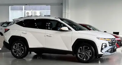 Đại lý tăng tốc xả hàng tồn kho xe VinFast 2025, giảm cả trăm triệu