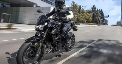Kawasaki Z400 2027 ra mắt giá 128 triệu, đe bẹp Yamaha MT03