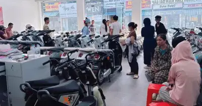 Muôn kiểu kích cầu xe máy điện tại Việt Nam