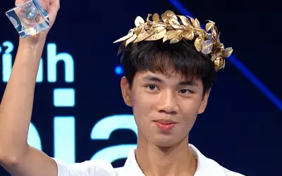 Nam sinh Chuyên ĐH Sư phạm giành vòng nguyệt quế tuần Olympia