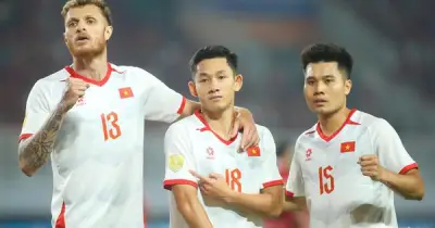 ĐT Việt Nam nhấn chìm Indonesia 3-0, mở toang cửa bán kết ASEAN Cup