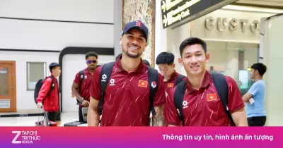 Tuyển Việt Nam bay hơn 4 tiếng để về nước sau chiến thắng 3-0