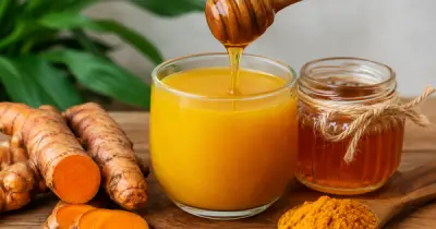 Uống nghệ pha mật ong lúc đói: Tốt hay hại với người đau dạ dày?