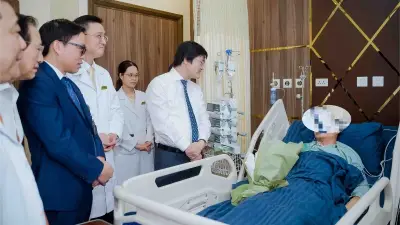 Vinmec lần đầu phẫu thuật robot từ xa hai chiều thành công