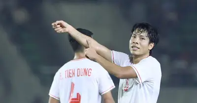 Văn Vĩ mở tỷ số sớm vào lưới Indonesia tại ASEAN Cup 2026