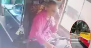Cục CSGT yêu cầu xử lý tài xế xe buýt dùng điện thoại khi lái xe