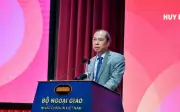 Chuyển từ 'ngoại giao sự kiện' sang 'ngoại giao kiến tạo phát triển'