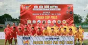 CLB Công an TP.HCM đoạt giải phong cách giải bóng đá doanh nhân trẻ
