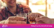 Giảm đau đầu sau khi uống rượu bia: 5 cách hiệu quả