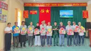 Hành trình ấm tình biên giới trao quà trị giá hơn 80 triệu đồng