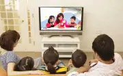 Mẹo sử dụng tivi siêu tiết kiệm điện giúp giảm chi phí hàng tháng