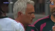 Mourinho nổi giận khi Real Madrid bị Fiorentina cầm hòa 2-2