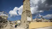 Động đất rung chuyển Pisa, Italia: Sơ tán khẩn cấp, đường sắt tạm dừng